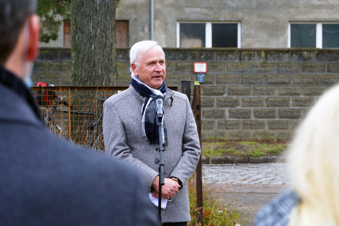 Mahnende Worte zur Einweihung der Gedenktafel in der Greifswalder, Foto: Christian Howe