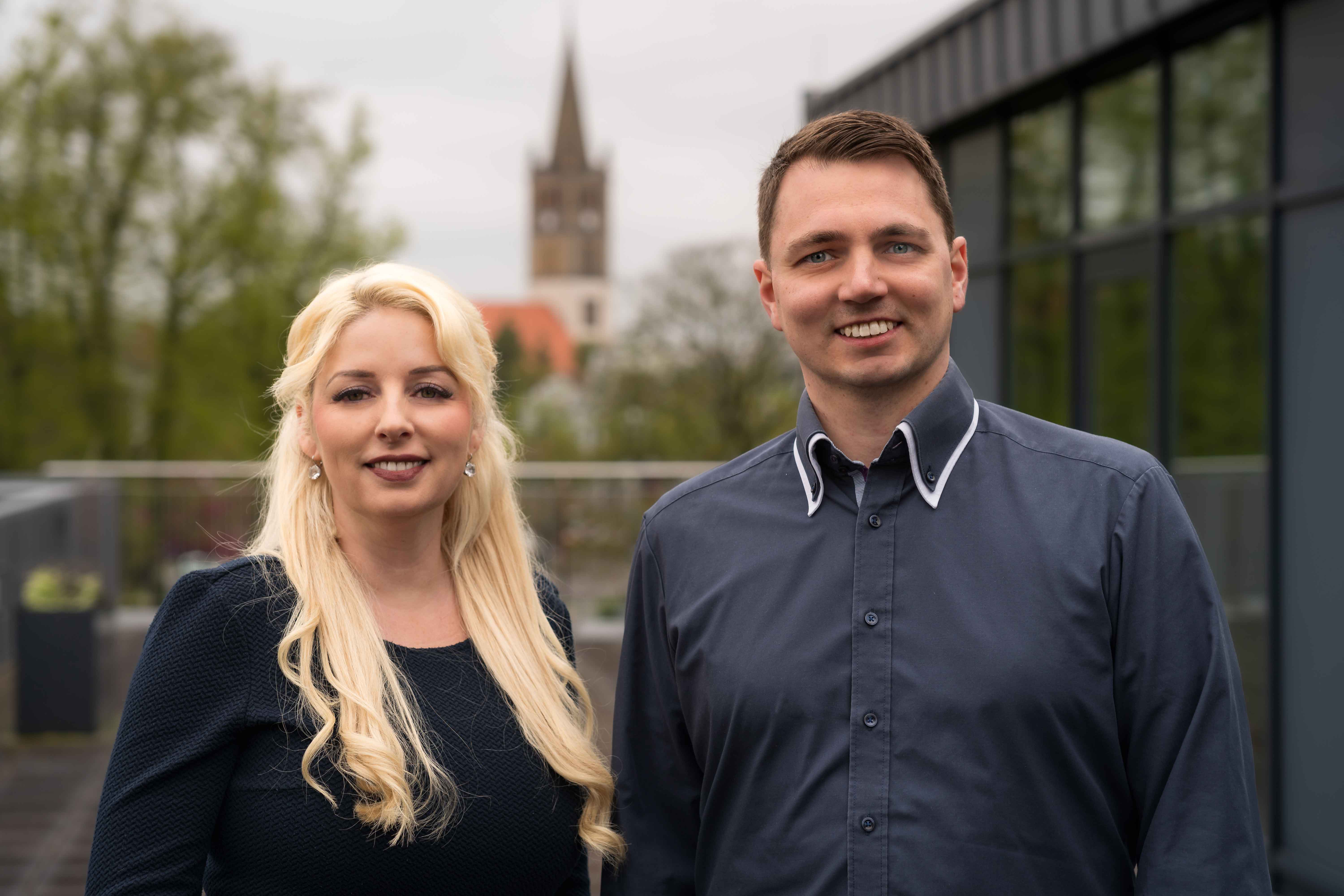 Nicole Walter-Mundt (CDU) und Christian Howe (CDU) uern sich zu den geplanten Investitionen im Bereich Straenbau fr 2024, Foto: Andreas Herz